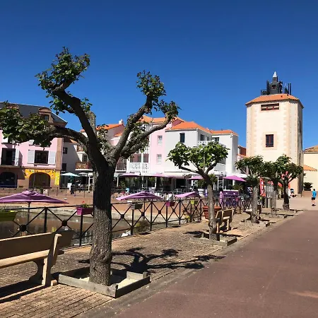 Hébergement de vacances Maison Avec Piscine
