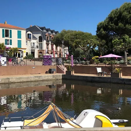 Hébergement de vacances Maison Avec Piscine *